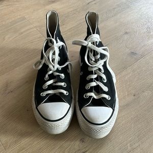 Size 5 black platform converse